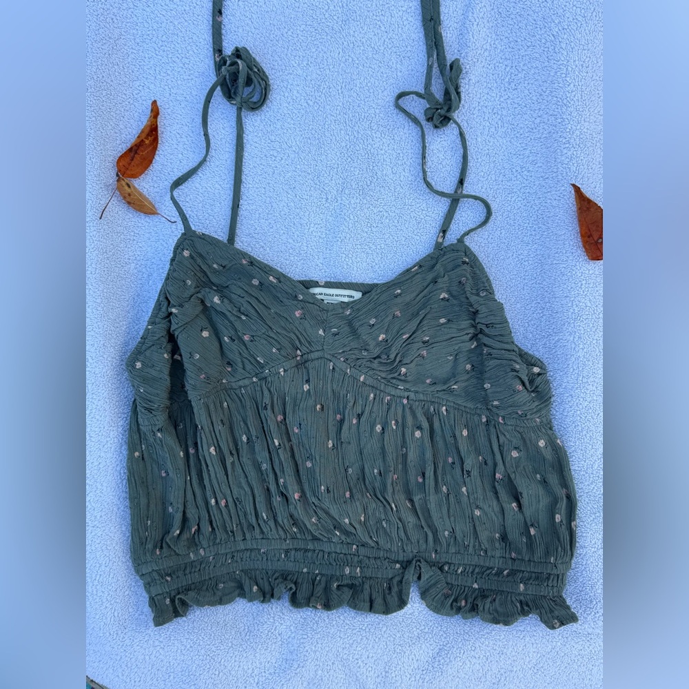 American Eagle Smocked Floral Crop Tank Green Medium Cottagecore